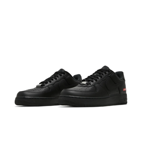 Nike Air Force 1 Low Supreme Black