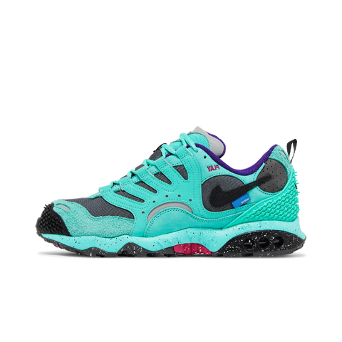 Nike Air Terra Humara Undefeated Light Menta