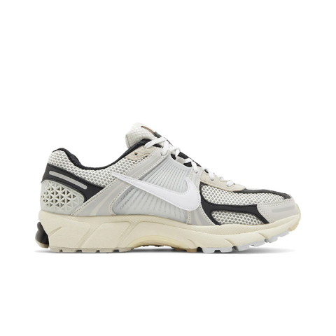 Nike Zoom Vomero 5 Supersonic Light Bone Black