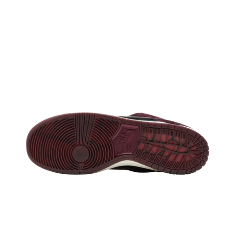 Nike SB Dunk Low Riot Skateshop