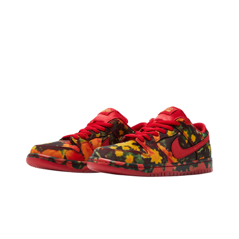 Nike SB Dunk Low The Wizard of Oz Poppy Field