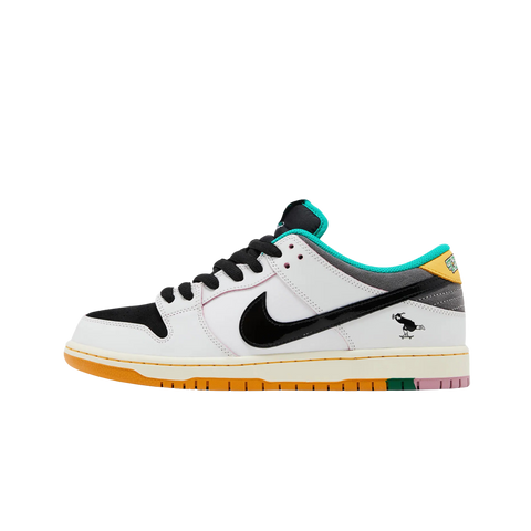 Nike SB Dunk Low CSEF