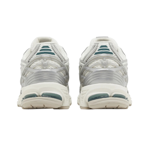 New Balance 1906R Silver Metallic Sea Salt