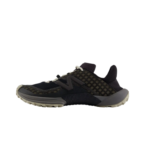 New Balance Minimus Trail Black Tan
