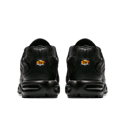 Nike Air Max Plus Triple Black Leather