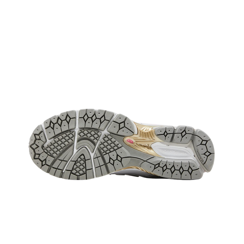 New Balance 1906R Silver Dragon Berry Gold