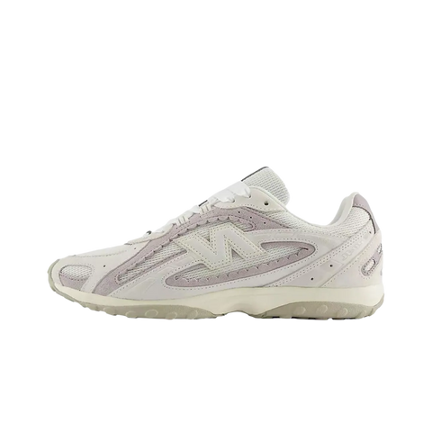 New Balance 204L Reflection