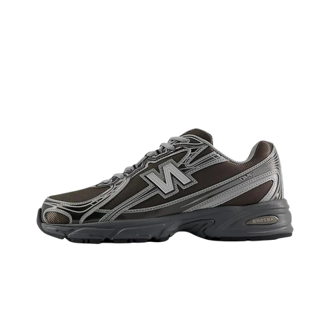 New Balance 740 Black Metallic