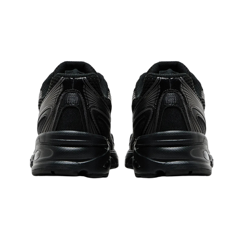 New Balance 740 Triple Black