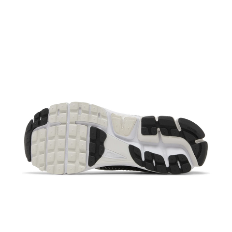 Nike Zoom Vomero 5 White Black