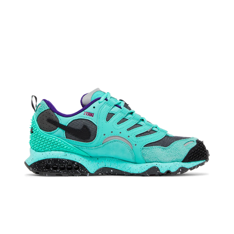 Nike Air Terra Humara Undefeated Light Menta