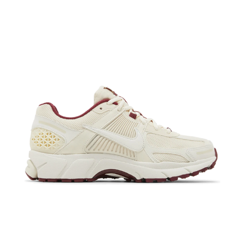 Nike Zoom Vomero 5 Valentine's Day (Women's)