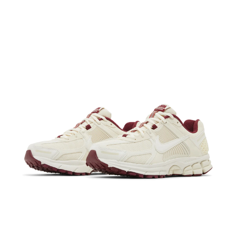 Nike Zoom Vomero 5 Valentine's Day (Women's)