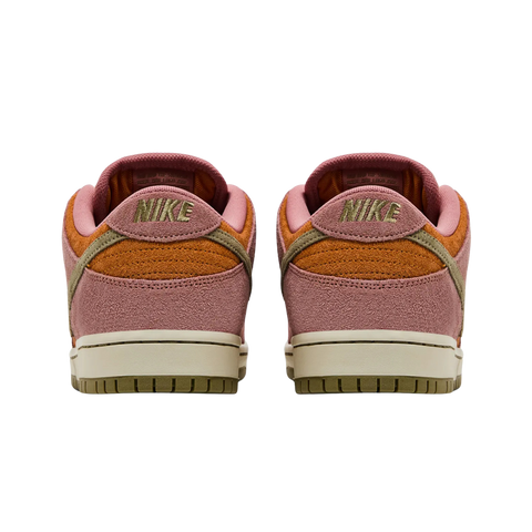 Nike SB Dunk Low Red Stardust