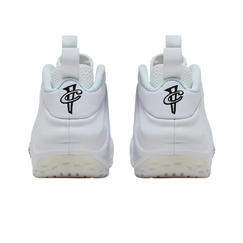 Nike Air Foamposite One Triple White