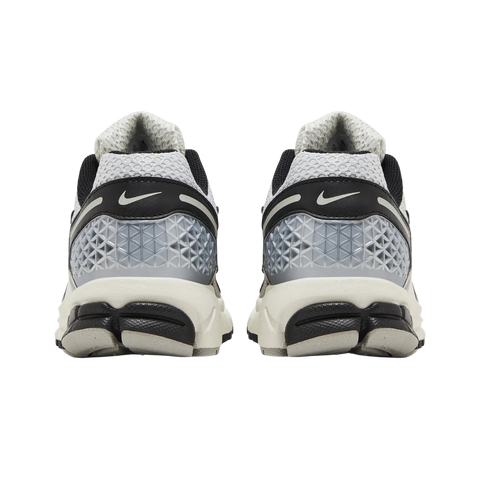 Nike Zoom Vomero 5 Photon Dust Black (Women's)