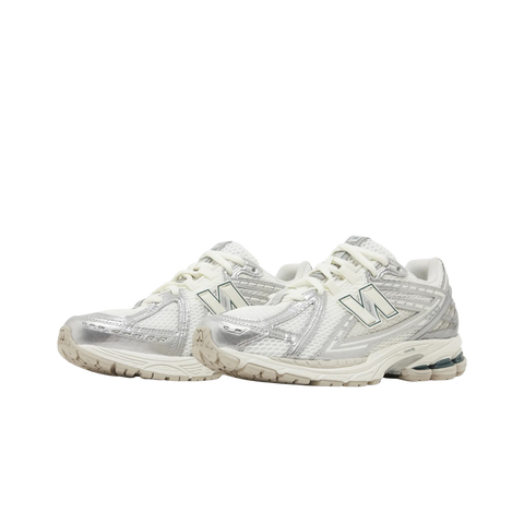 New Balance 1906R Silver Metallic Sea Salt