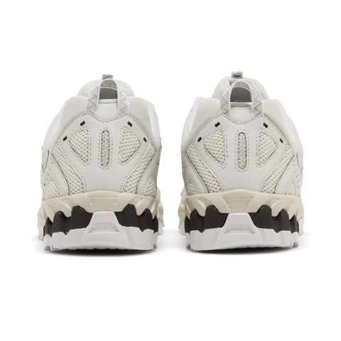 New Balance 610 Nimbus Cloud White Black